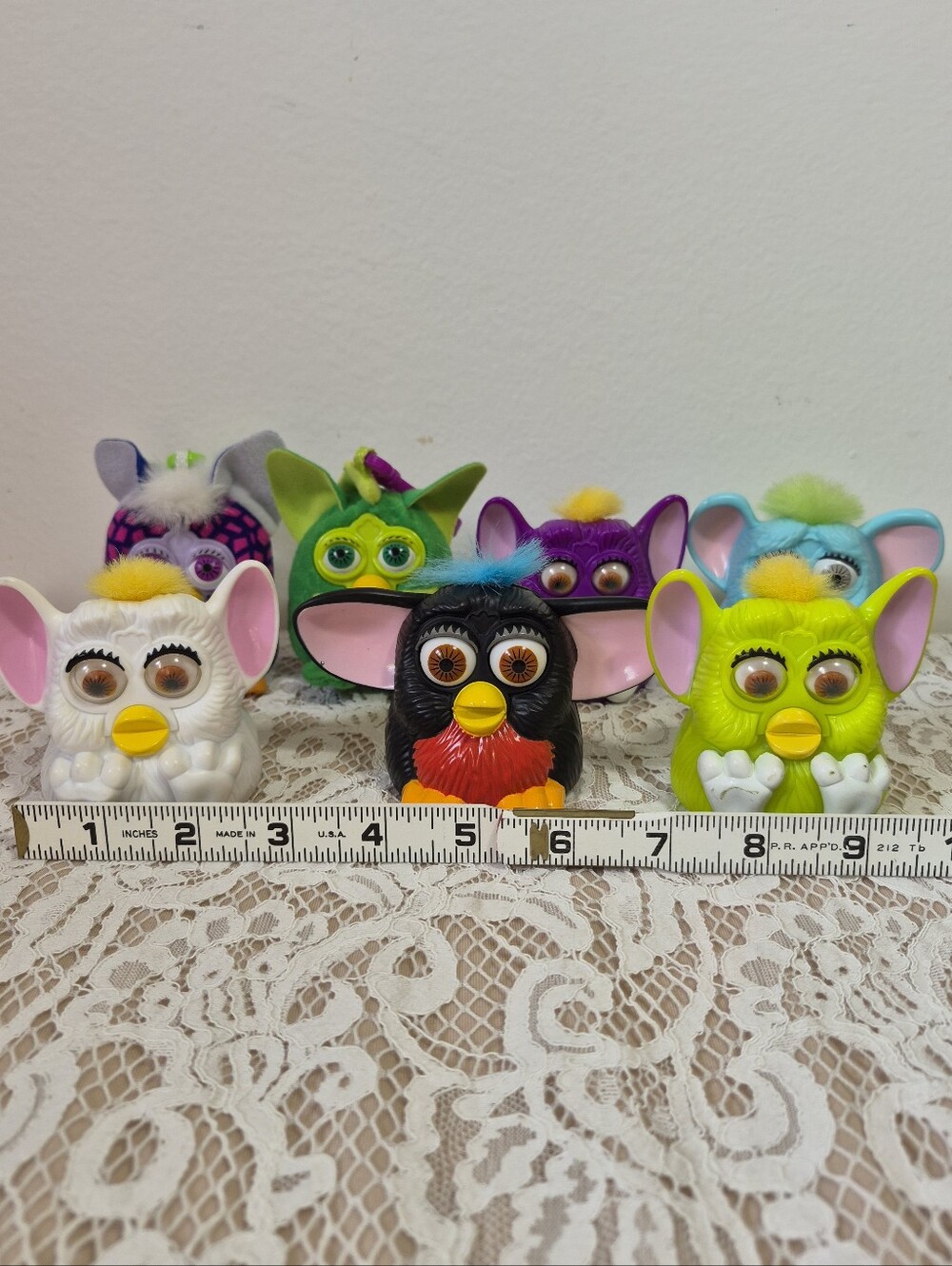 7 Furby Toys - Picture 6 of 12